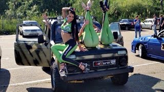 Девушки в шоке от Нивы