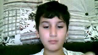 Bana yardim edin abiler nolur video da ekrana nasil tutlur camerani men notbuk nolur