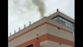 Ангарск. ТРЦ "Фестиваль". Дым на крыше оказался учениями МЧС. 25.10.2018