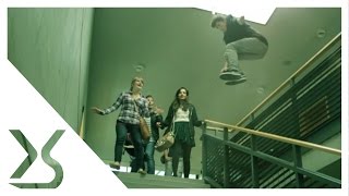Excess Freerun - Student's way to the cafeteria