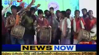 Oggu Dolu Artists Agitations in Telugu Mahasabhalu - TV5