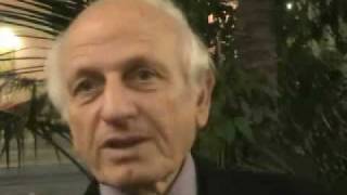 MAGHREB CANAL 92 : MAROC QAZOULAY LE RABBIN DE SA MAGESTE M6 QUI DEFEND ISREAL !!!