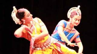 Beautiful India-style Odissi Dancing by Young Students of CWM San Diego