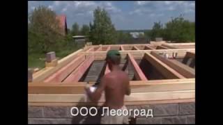 Монтаж первых венцов брусового дома