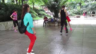 重庆市  China - Shuffle dancing in Chongqing 1