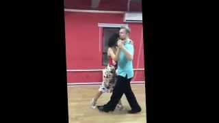 Arcetango Academia beginners group. Summary to "introduction to the cross system"