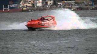 JET BOAT RIDES MOGGARO SAILING WITH WAVES