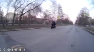 Как надо проезжать лежачий полицейский на спорт байке