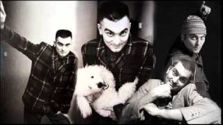 Male nocne orgulje na plin-Dino Dvornik feat Jimmy Stanić & MoonlightCats