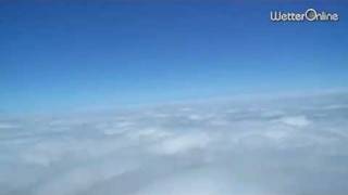 Wege aus dem Dauergrau - Per MikroKopter über die Wolken