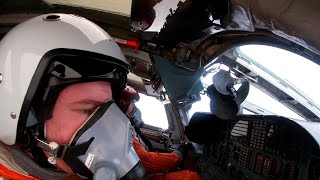 Российский СУ-35 эффектно отогнал истребитель НАТО от ТУ-160