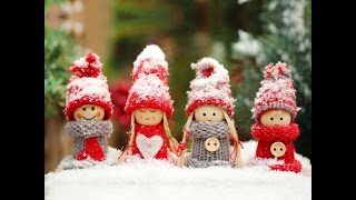 Новогодние игрушки и украшения из пряжи