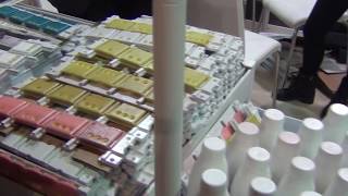 Пчеловодческий Конгресс Апимондия 2017 г   Инвентарь для пчеловодства  Часть 2