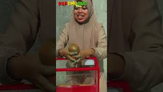 LOMBA PECAHIN BALON , eh malah digigit! #shorts #shortvideo #ballon #balloon #ballons #balloons #fyp