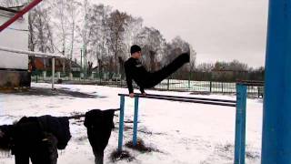 падение с брусьев