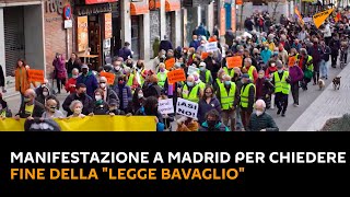 Manifestazione a Madrid per chiedere la fine della "legge bavaglio"