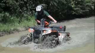 Polaris and CanAms Hittin a Clay Hole