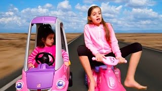 Kids  Ride Trip on pink car
