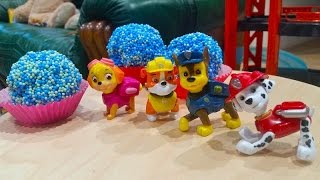 Папа лепит пирожки - Щенячий патруль в яйцах, Dad make Cakes - Puppy Patrol in eggs