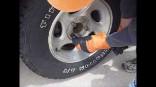 Removing lug nuts from a 2000 Ford Explorer