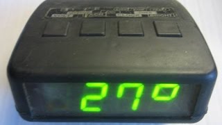Автомобильные часы-термометр-тахометр-вольтметр с системой предупреждений