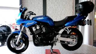 YAMAHA FZS 600