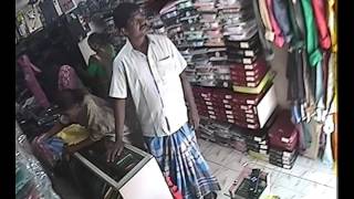 dress shop theft UNIQUE FASHION