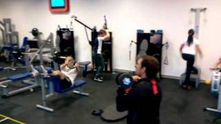 Entrenamiento integrado "circuito intermitente licenciado Bazan & Nuñez Personal Gim