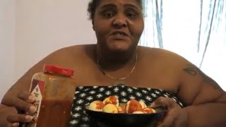 EATING 12 EGGS IN LESS THAN TEN MIN CHALLENGE IN WHOOLEYS SAUCE