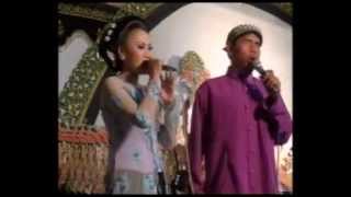 GULU PEDHOT  -  Mr Sudar feat Noer'afies Sweet's