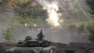 Russian soldiers testing captured Georgian T-72 2