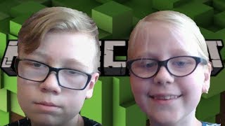 Учу сестру играть в Майнкрафт! (Бедварс)