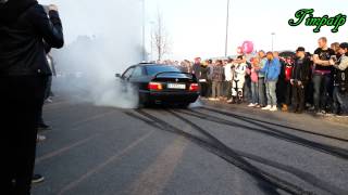 BMW E36 BIG Burnout!