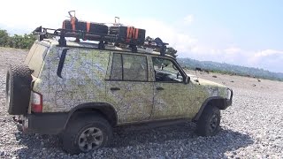 Trudna droga do Batumi. Leszcze terenówką na plaży - Gruzja Vlog 18