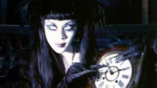 Velvet Eden-Madame Tarantula