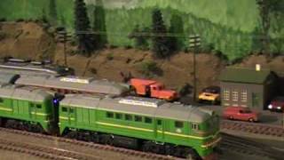 2M62 - HO scale model train BR120