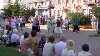 Легкая музыка и наша молодежь - 70-х ! Их позитив поражает!