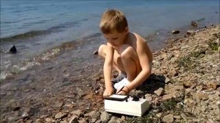 Электричество из моря. Эксперимент Данилы на берегу Японского моря.