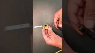 PUSH SWITCH ON/OFF LIGHT CIRCUIT.
