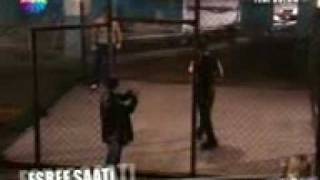 Pusat Kafes Dövüşü 10 Bölüm 3Gp