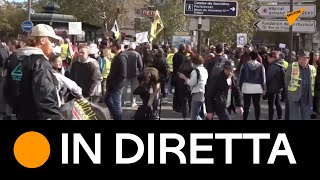 Parigi: i #GiletGialli si radunano per una nuova ondata di proteste