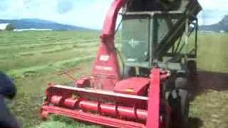 JF 1350 working in Salmon Arm, BC