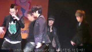 [fancam]100327 Lotte World - shock (HyunSeung focus)