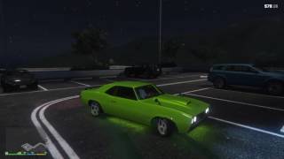 Grand Theft Auto V Саша убегает от полиции