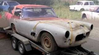 Auto abbandonate car perse smarrite vecchie antiche rovinate