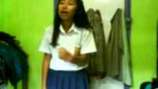 Siswi SMP beraksi di kamar