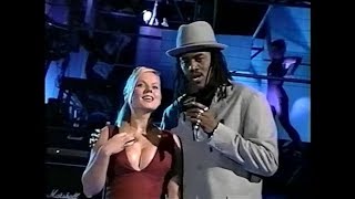 Geri Halliwell - Much Music Video Awards - Presenting Award (Sept. 23rd, 1999)