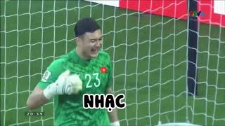 Dang van lam v n v n vừa bắt bóng vừa quay nhac