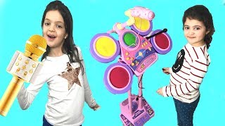 EYVAH! ÖYKÜ KONSER VERİYOR - Funny Kids Music Video