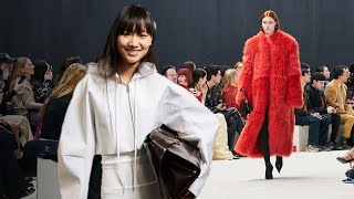 Ferragamo мода в Милане Осень Зима 2023/2024 | Одежда и аксессуары